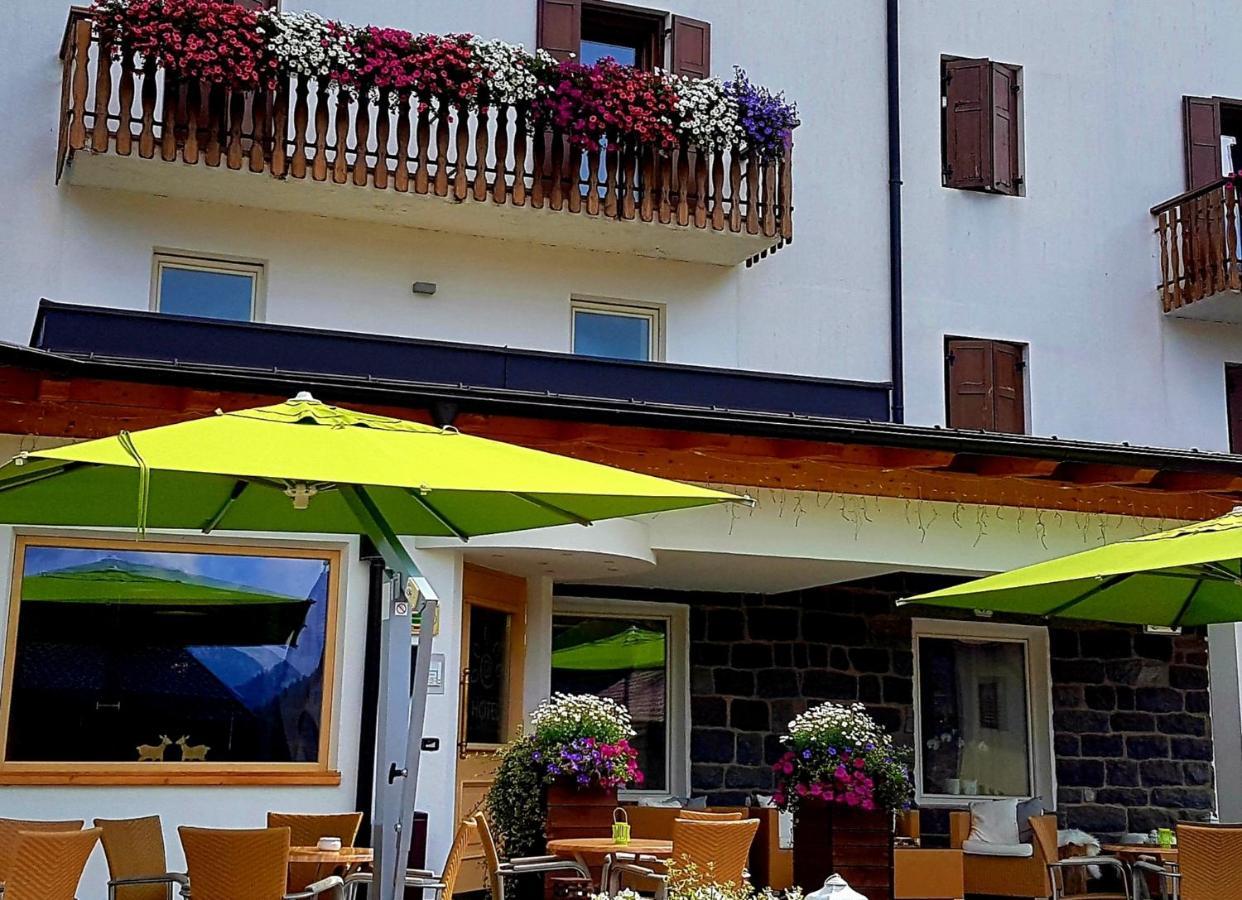 Ciasa Alpina Relax Hotel Moena Exterior photo