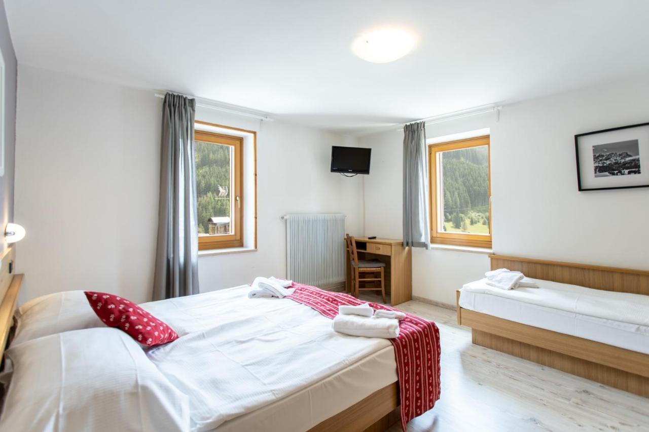 Ciasa Alpina Relax Hotel Moena Exterior photo