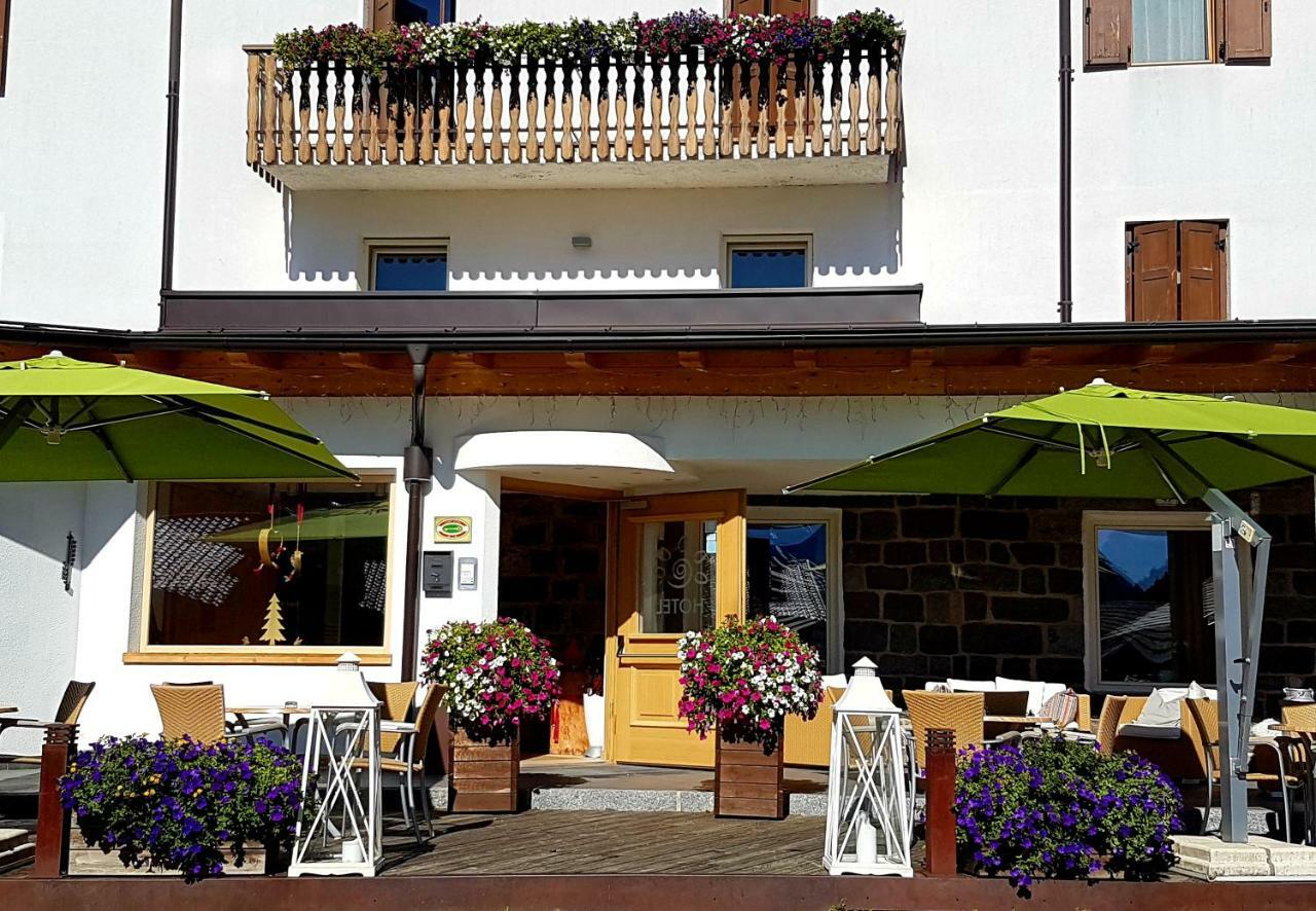 Ciasa Alpina Relax Hotel Moena Exterior photo